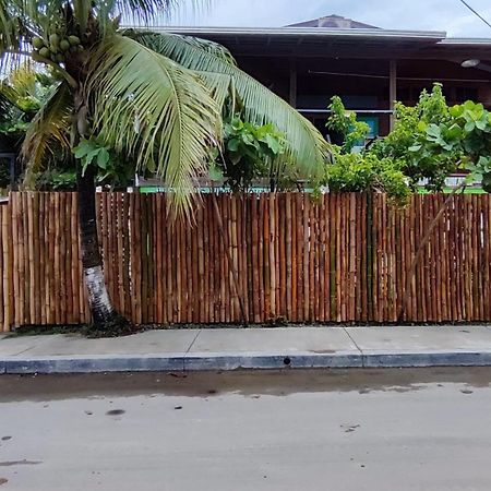 Bambu Lounge Bocas Hostel Bocas del Toro Zewnętrze zdjęcie